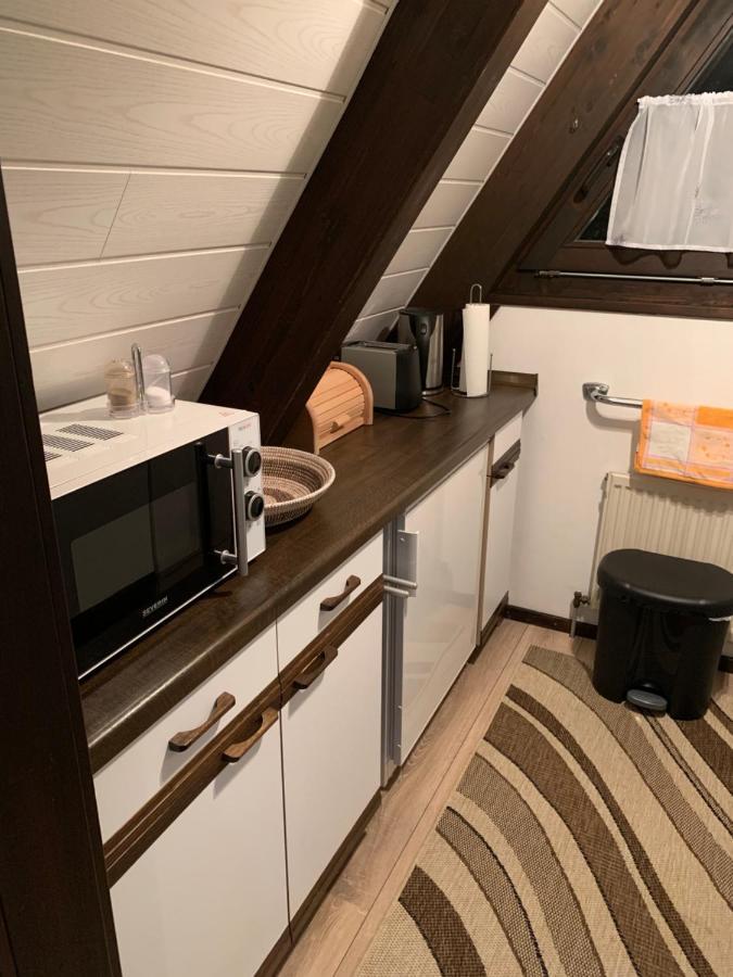 Natur Pur - Waldurlaub Im Tiny House Ronshausen Экстерьер фото