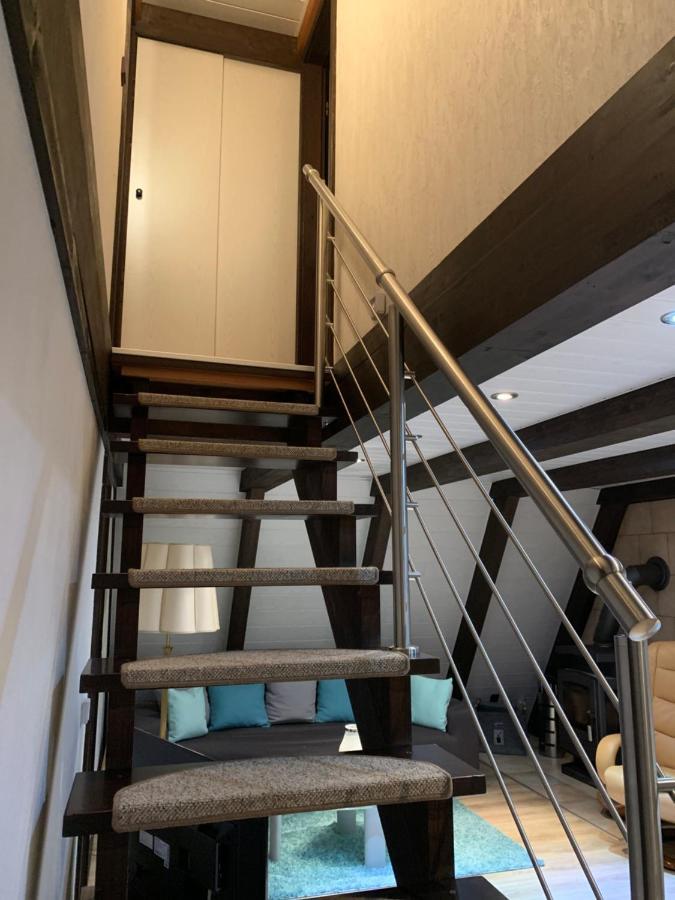 Natur Pur - Waldurlaub Im Tiny House Ronshausen Экстерьер фото